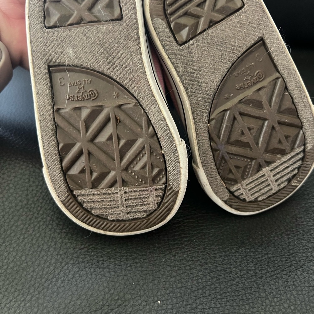 Converse - Picture 5 of 5